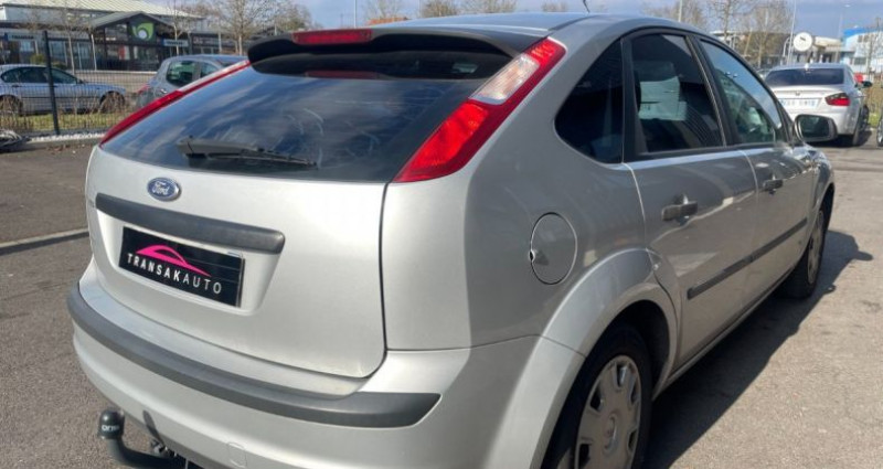 Ford Focus 1.6 - 100 ambiente avec climatisation bluetooth entretien fa  occasion à Schweighouse-sur-Moder - photo n°4