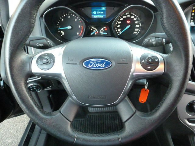 Ford Focus 1.6 TDCI 115CH STOP&START TREND Noir occasion à TOULOUSE - photo n°19
