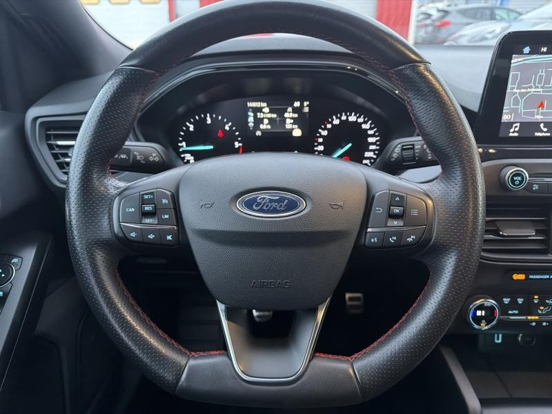 Ford Focus 2.0 EcoBlue 150ch ST-Line  occasion � Dijon - photo n�15