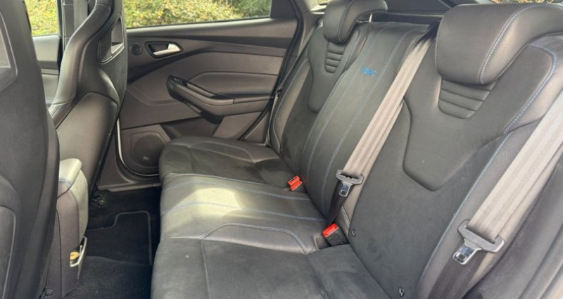 Ford Focus 2.3 ecoboost 350ch rs 4x4 start-stop origine france  occasion  AUBIÈRE - photo n7