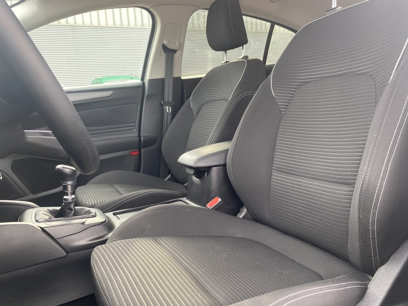 Ford Focus Berline TITAN STYLE 5P 1.0 E85 125 MHEV  occasion  SISTERON - photo n15