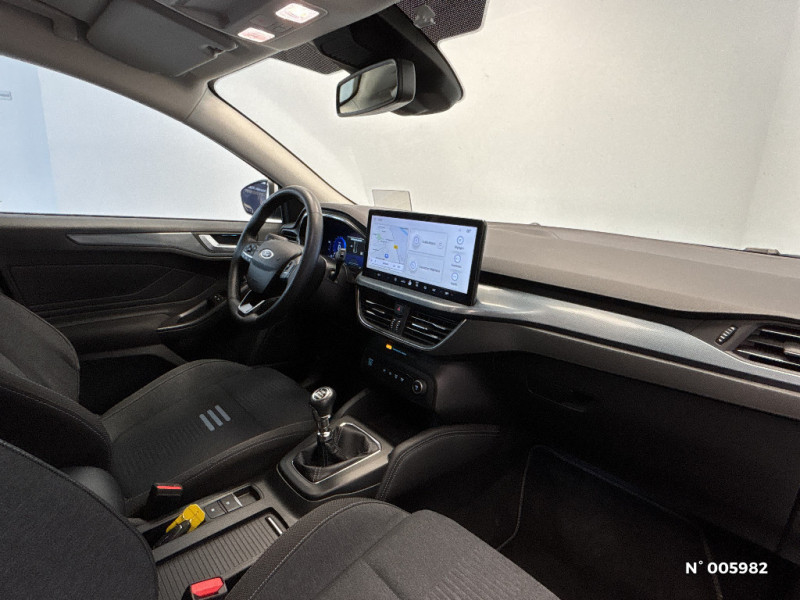 Ford Focus Focus 1.0 EcoBoost 125 S&S mHEV Active X  occasion � Le Havre - photo n�10