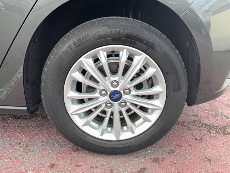 Ford Focus Focus 1.0 Flexifuel 125 S&S mHEV Titanium X Business 5p  occasion � Libourne - photo n�9