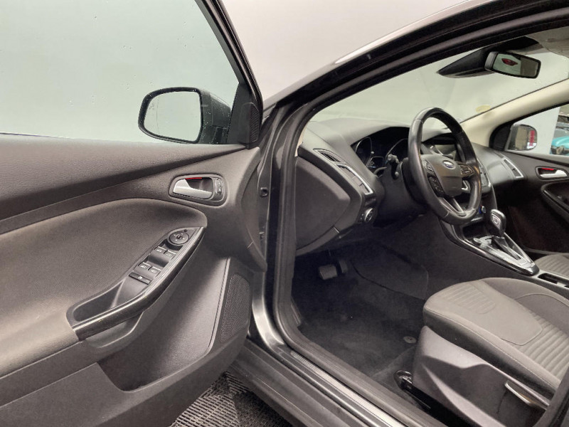 Ford Focus Focus 1.5 TDCi 120 S&S Titanium PowerShift  occasion  Beauvais - photo n19