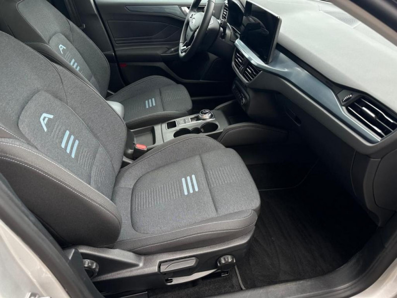 Ford Focus Lim. Active X LED ACC PANO KAMERA AHK  occasion  L'Union - photo n15