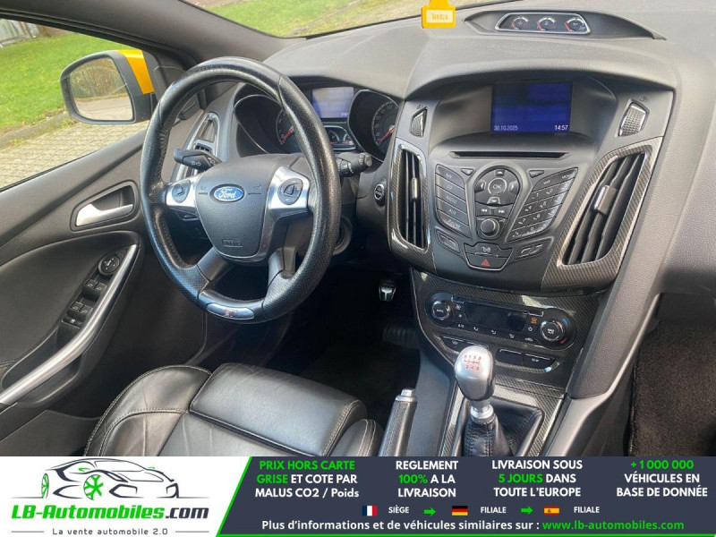 Ford Focus ST 2.0 EcoBoost 250  occasion � Beaupuy - photo n�2