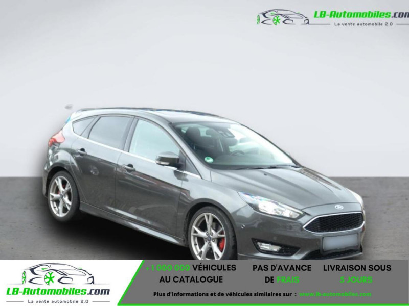Ford Focus Titanium Navi Tempomat Klimaautomatik  occasion  Beaupuy - photo n2