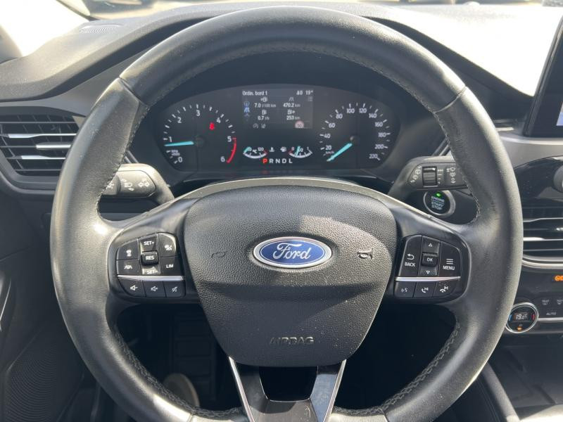 Ford Kuga 1.5 EcoBlue 120ch Titanium Powershift  occasion  Fleury-les-Aubrais - photo n18