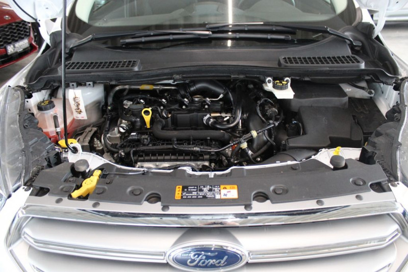 Ford Kuga 1.5 EcoBoost 120 4x2 BVM  occasion  Beaupuy - photo n9