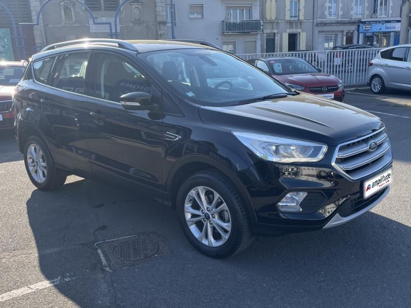 Ford Kuga 1.5 EcoBoost 120ch Stop&Start Titanium 4x2 Euro6.2  occasion  Fleury-les-Aubrais - photo n3