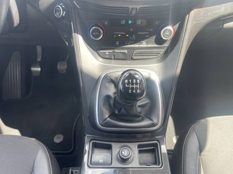 Ford Kuga 1.5 EcoBoost 150 S&S 4x2 Business Nav  occasion  Langon - photo n16