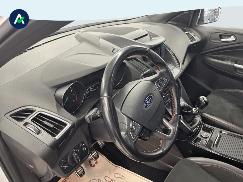 Ford Kuga 1.5 EcoBoost 150ch Stop&Start ST-Line 4x2  occasion à Chambray Les Tours - photo n°10