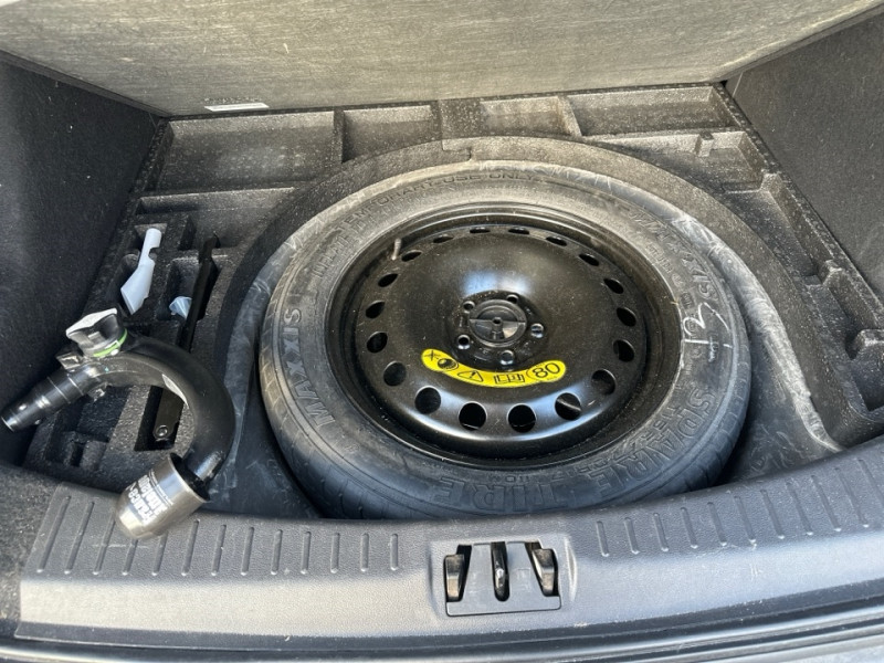 Ford Kuga 1.5 ECOBOOST 150CH STOP&START TITANIUM 4X2 2017 - photo n°11 Ford Kuga 1.5 ECOBOOST 150CH STOP&START TITANIUM 4X2  occasion à Labège - photo n°11