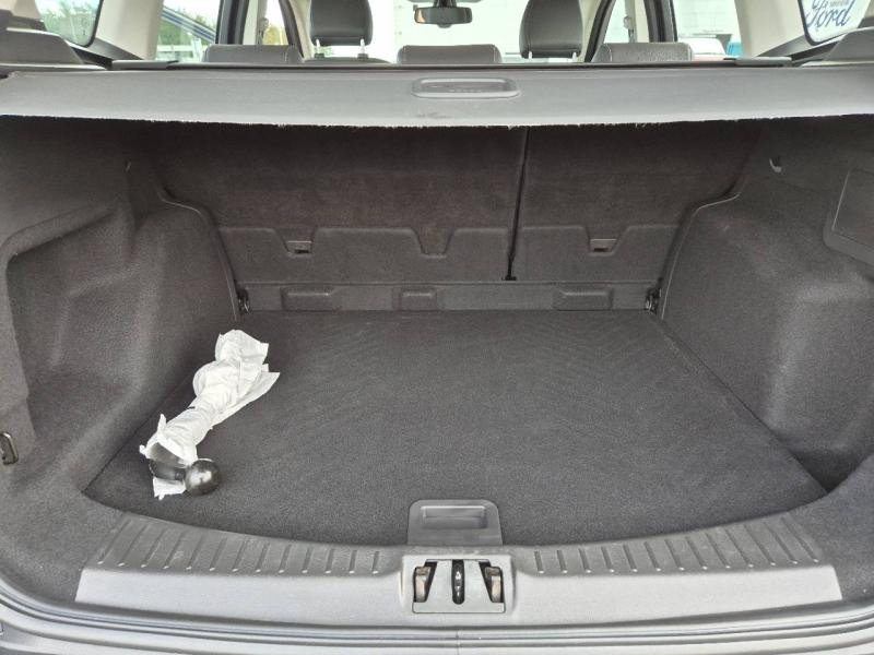Ford Kuga 1.5 Flexifuel-E85 150ch Stop&Start Titanium 4x2 Euro6.2  occasion  Amilly - photo n13
