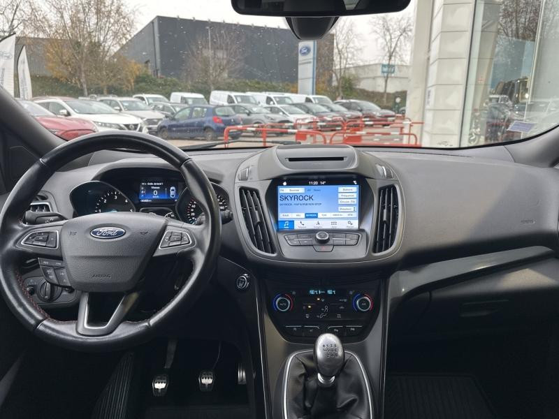 Ford Kuga 1.5 TDCi 120ch Stop&Start ST-Line 4x2 Euro6.2  occasion � Auxerre - photo n�14