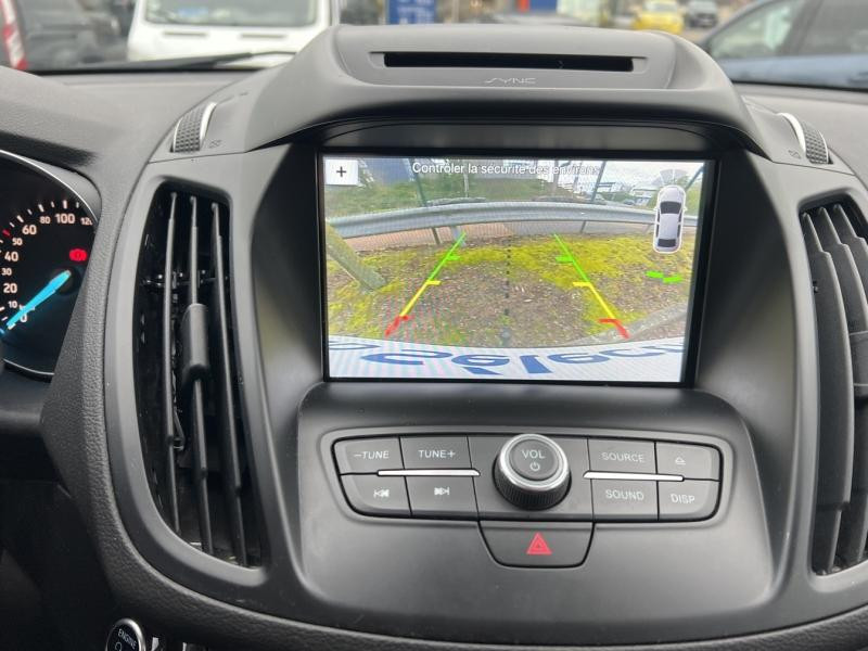 Ford Kuga 1.5 TDCi 120ch Stop&Start Titanium 4x2 Euro6.2  occasion � Auxerre - photo n�17