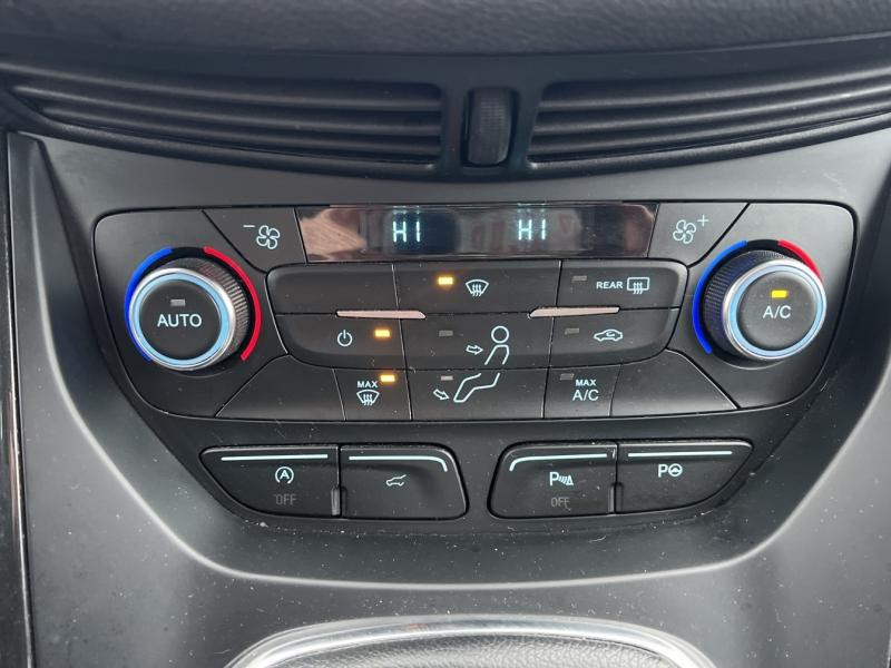 Ford Kuga 1.5 TDCi 120ch Stop&Start Titanium 4x2 Euro6.2  occasion � Auxerre - photo n�18