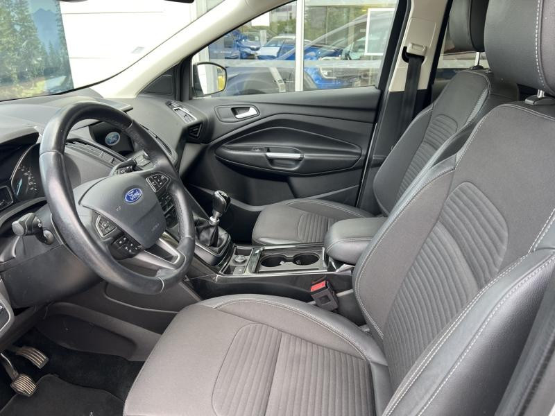 Ford Kuga 1.5 TDCi 120ch Stop&Start Titanium Business 4x2 Euro6.2  occasion  Auxerre - photo n10