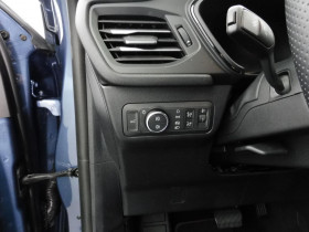 Ford Kuga 2.0 tdci 120ch st-line powershift  occasion � Ganges - photo n�8