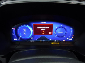Ford Kuga 2.0 tdci 120ch st-line powershift  occasion � Ganges - photo n�9