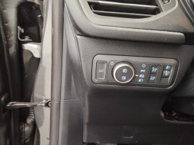 Ford Kuga 2.0 tdci 120ch st-line powershift  occasion � Ganges - photo n�8
