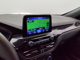 Ford Kuga 2.0 tdci 120ch st-line powershift  occasion � Ganges - photo n�10