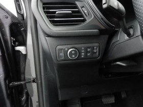 Ford Kuga 2.0 tdci 120ch st-line powershift  occasion � Ganges - photo n�8