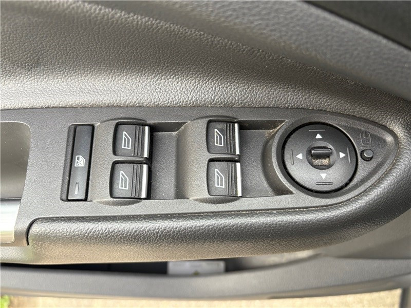 Ford Kuga 2.0 TDCI 150 S&S 4X2 Titanium  occasion  LABEGE CEDEX - photo n17