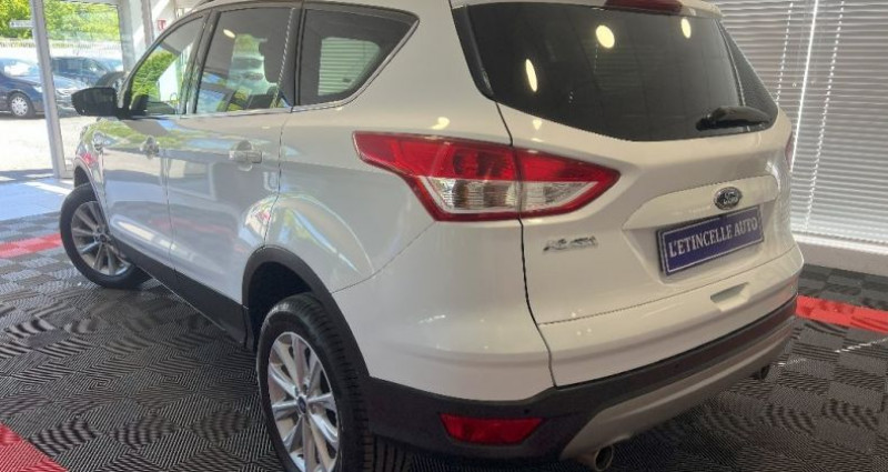 Ford Kuga 2.0 TDCi 150 SetS 4x4 Titanium Powershift A  occasion à CREUZIER LE VIEUX - photo n°3