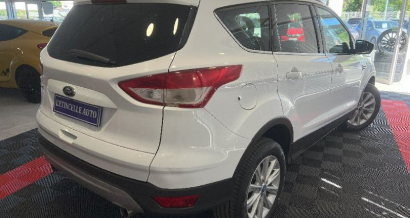 Ford Kuga 2.0 TDCi 150 SetS 4x4 Titanium Powershift A  occasion à CREUZIER LE VIEUX - photo n°2