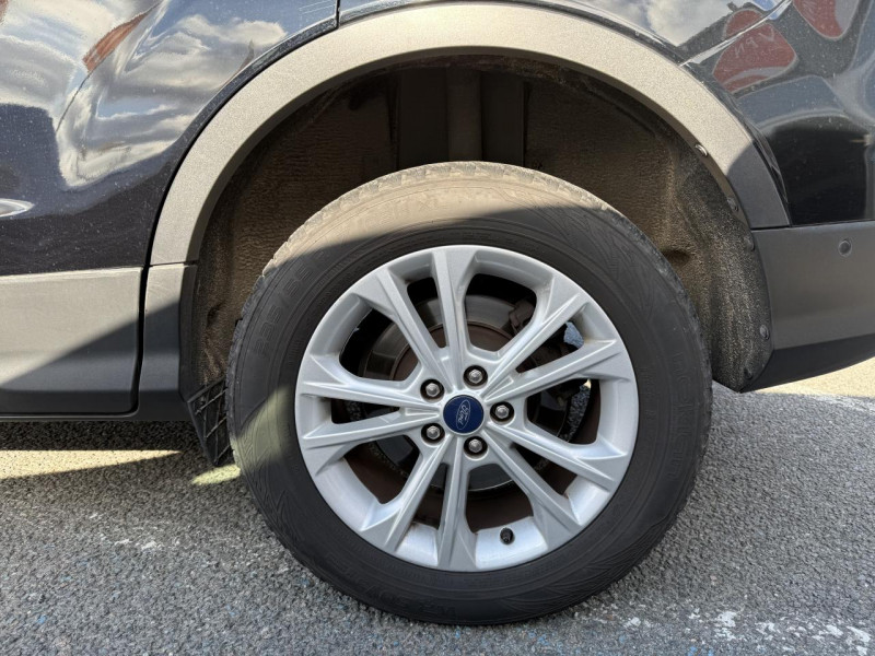 Ford Kuga 2.0 TDCi 150ch  Powershift 4x4 Titanium  occasion  Labge - photo n12
