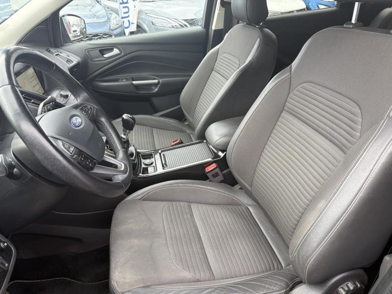 Ford Kuga 2.0 TDCi 150ch Stop&Start Titanium 4x2  occasion � Dijon - photo n�10