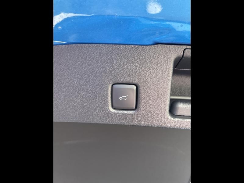 Ford Kuga 2.5 Duratec 180 ch Hybrid FlexiFuel (FHEV E85) Powershift 5p  occasion � Saint-Doulchard - photo n�9