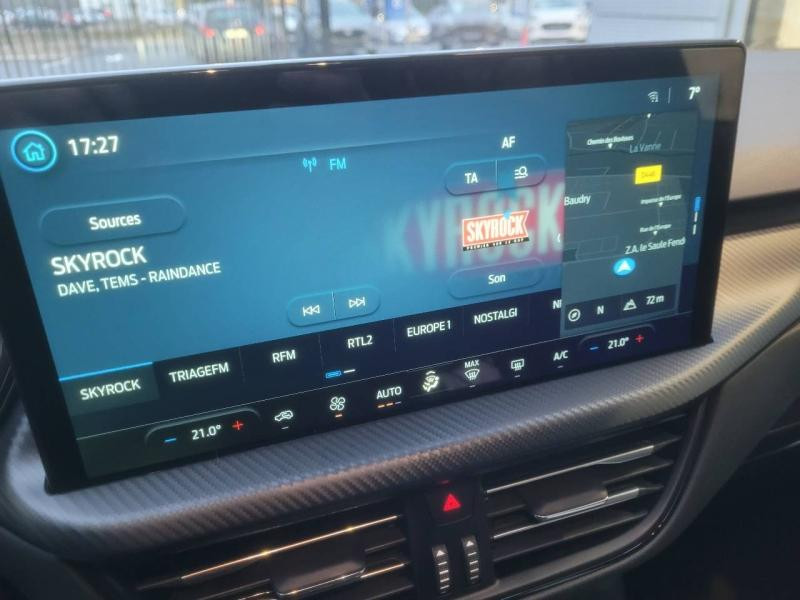 Ford Kuga 2.5 Duratec 180 ch Hybrid FlexiFuel (FHEV E85) Powershift 5p  occasion � Auxerre - photo n�16