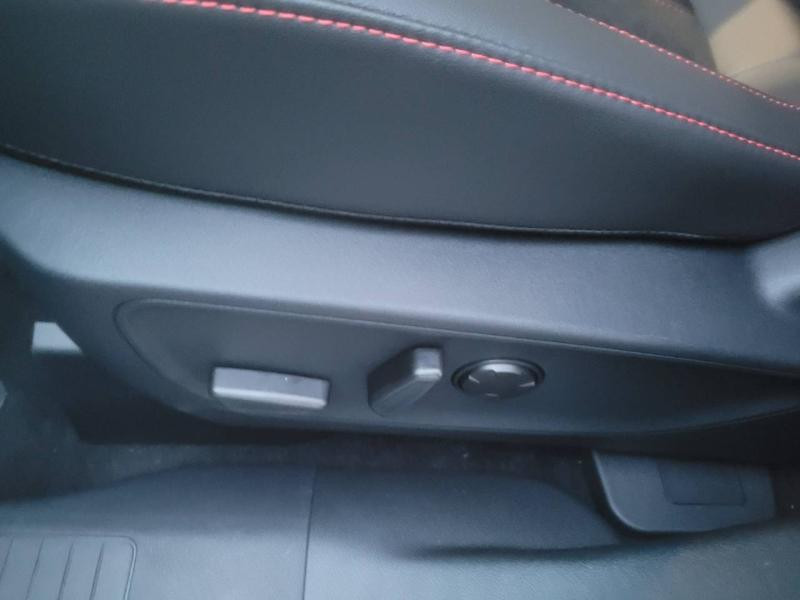 Ford Kuga 2.5 Duratec 180 ch Hybrid FlexiFuel (FHEV E85) Powershift 5p  occasion � Auxerre - photo n�12