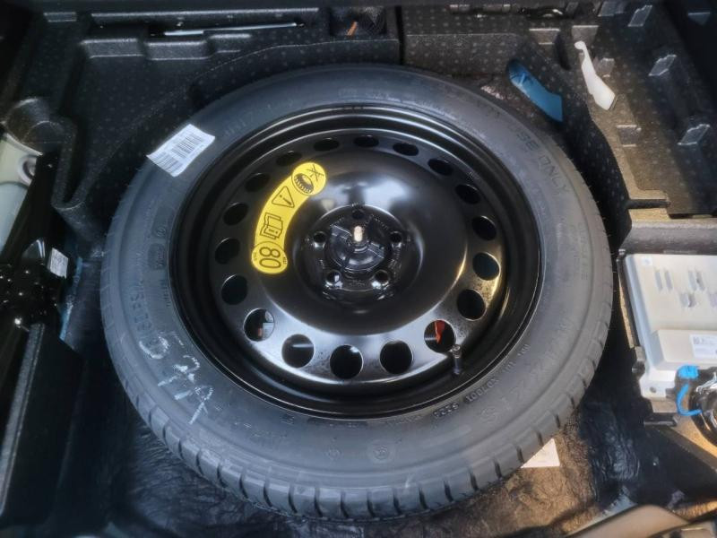 Ford Kuga 2.5 Duratec 180 ch Hybrid FlexiFuel (FHEV E85) Powershift 5p  occasion � Auxerre - photo n�8