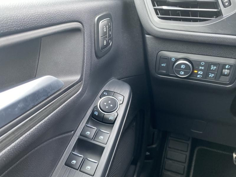 Ford Kuga 2.5 Duratec 180ch Hybrid FlexiFuel Active X Powershift  occasion � Saint-Doulchard - photo n�20