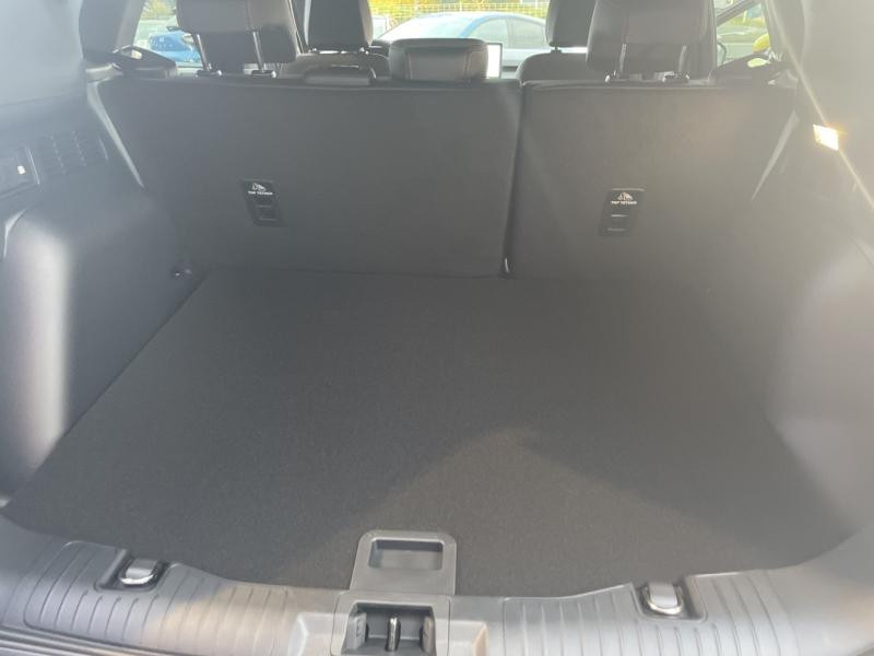 Ford Kuga 2.5 Duratec 180ch Hybrid FlexiFuel ST-Line X Powershift 2025 - photo n°13 Ford Kuga 2.5 Duratec 180ch Hybrid FlexiFuel ST-Line X Powershift  occasion à Saint-Doulchard - photo n°13