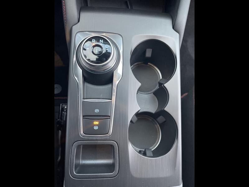 Ford Kuga 2.5 Duratec 180ch Hybrid FlexiFuel ST-Line X Powershift 2025 - photo n°19 Ford Kuga 2.5 Duratec 180ch Hybrid FlexiFuel ST-Line X Powershift  occasion à Saint-Doulchard - photo n°19