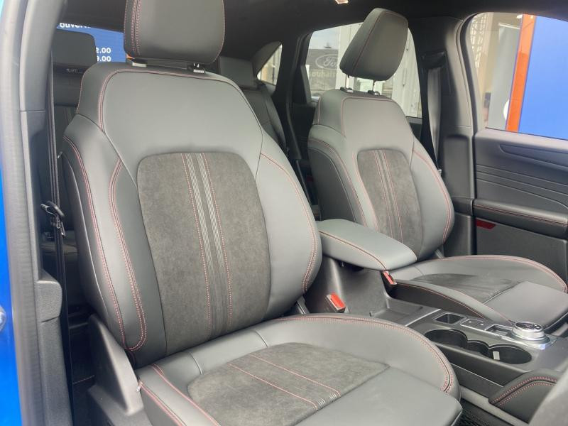 Ford Kuga 2.5 Duratec 180ch Hybrid FlexiFuel ST-Line X Powershift  occasion � Fleury-les-Aubrais - photo n�10