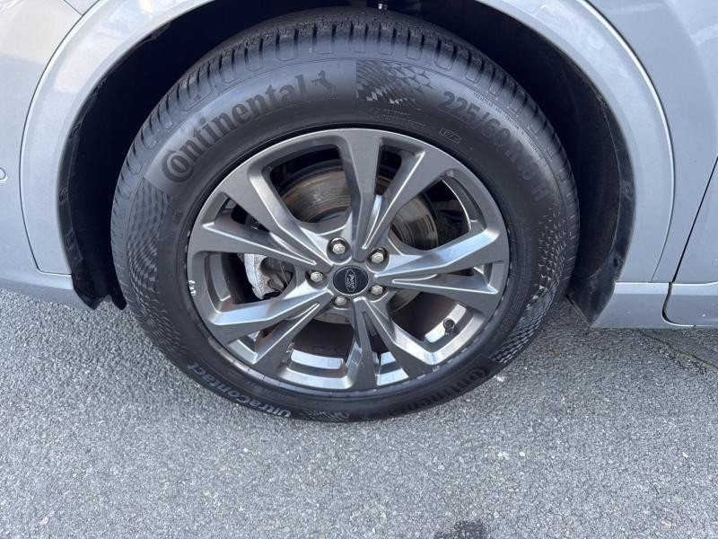 Ford Kuga 2.5 Duratec 190ch FHEV E85 ST-Line X BVA  occasion � Fleury-les-Aubrais - photo n�9