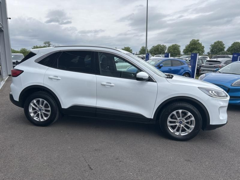 Ford Kuga 2.5 Duratec 190ch FHEV E85 Titanium BVA  occasion à Samoreau - photo n°2