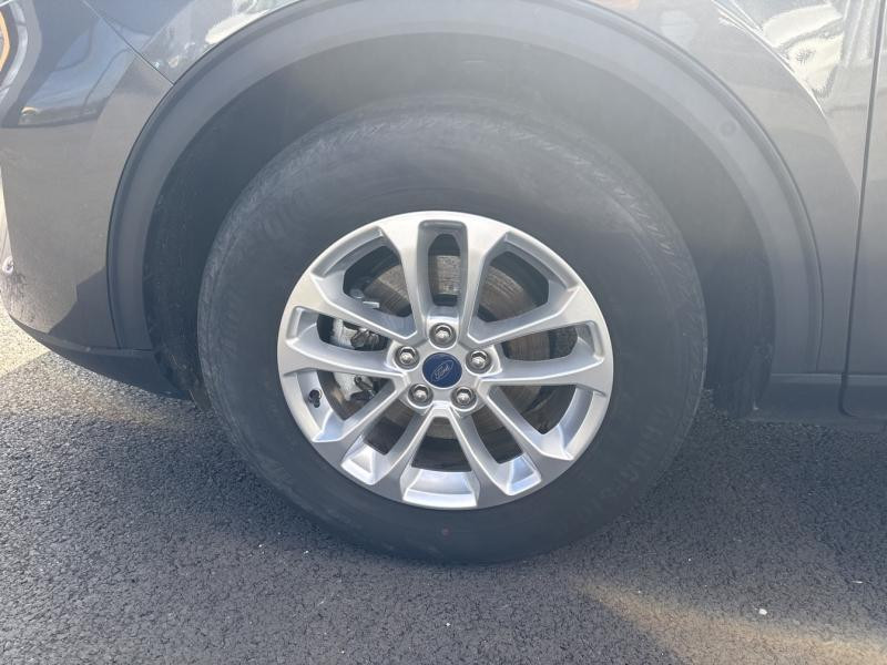 Ford Kuga 2.5 Duratec 190ch FHEV E85 Titanium BVA  occasion  Saint-Doulchard - photo n9