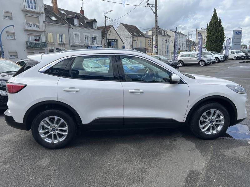 Ford Kuga 2.5 Duratec 190ch FHEV E85 Titanium BVA  occasion à Fleury-les-Aubrais - photo n°4