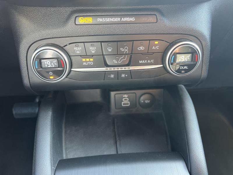 Ford Kuga 2.5 Duratec 190ch FHEV E85 Titanium BVA  occasion  Fleury-les-Aubrais - photo n16