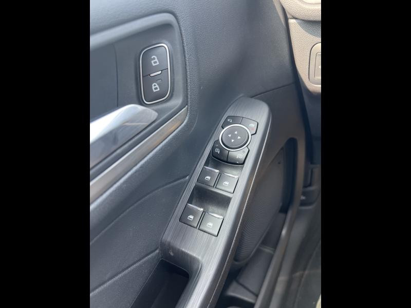 Ford Kuga 2.5 Duratec 190ch FHEV E85 Titanium BVA  occasion  Fleury-les-Aubrais - photo n20