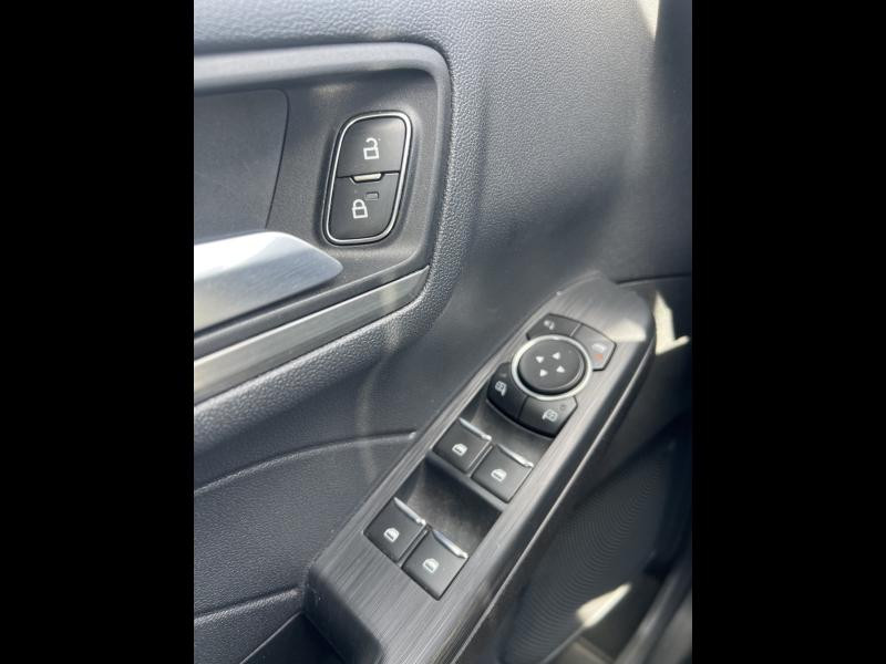 Ford Kuga 2.5 Duratec 190ch FHEV E85 Titanium BVA  occasion  Fleury-les-Aubrais - photo n20