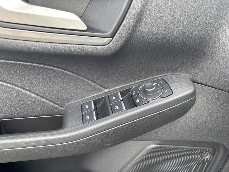 Ford Kuga 2.5 Duratec 190ch FHEV E85 Titanium BVA 2024 - photo n°20 Ford Kuga 2.5 Duratec 190ch FHEV E85 Titanium BVA  occasion à Beaune - photo n°20