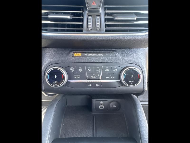 Ford Kuga 2.5 Duratec 190ch FHEV E85 Titanium BVA  occasion  Amilly - photo n18