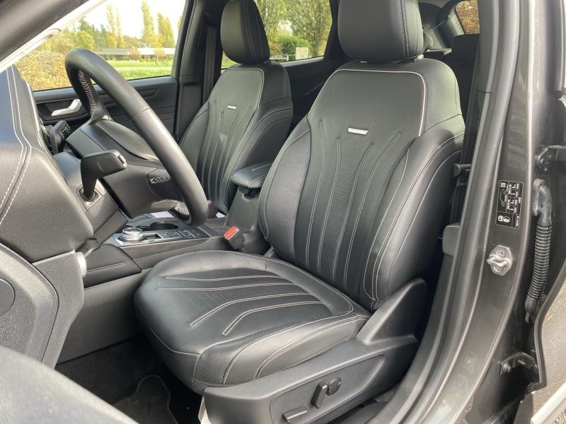 Ford Kuga 2.5 Duratec 190ch FHEV E85 Vignale BVA  occasion  Saint-Doulchard - photo n10